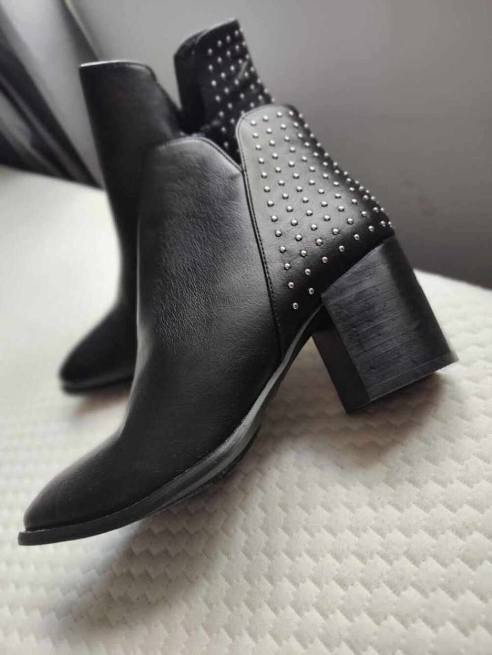 New Women's Black Studded Ankle Boots Booties Size 7-7.5